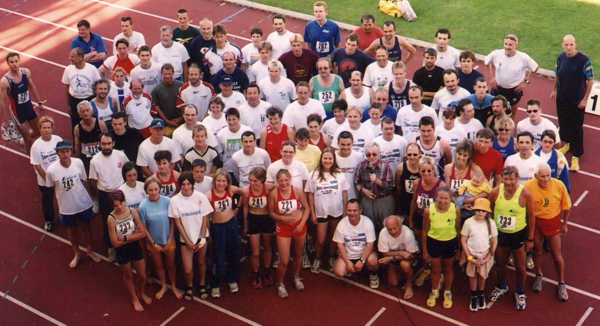 Skupinové foto 2001