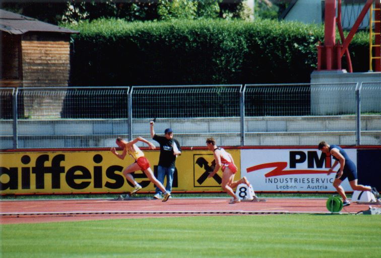 2003/200/h21.jpg