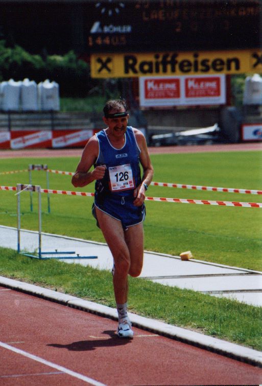 2003/5000/k20.jpg