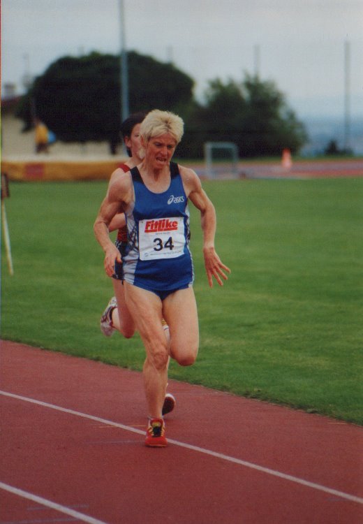 2006/1000/R27.jpg