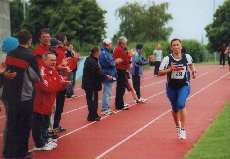 2006/10000/U17.jpg