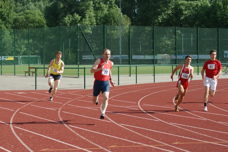 2009/18200mM/21W3121.jpg